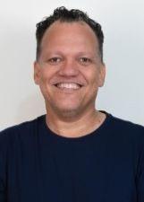 Fotografia oficial de JAMES CABRAL