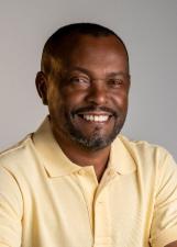 Fotografia oficial de PROF. HENRIQUE LOPES