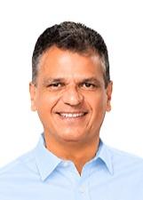Fotografia oficial de LUIZINHO