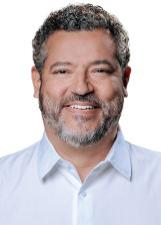 Fotografia oficial de MÁRIO HENRIQUE CAIXA