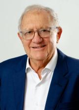 Fotografia oficial de DR. HELY