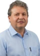 Fotografia oficial de OMAR PICHETH