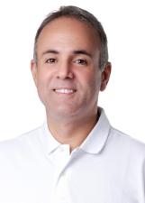 Fotografia oficial de QUINHO FENELON