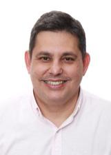 Fotografia oficial de HUGUINHO