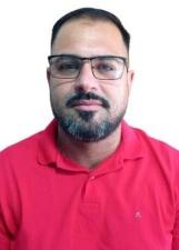 Fotografia oficial de LÉO MAGALHÃES