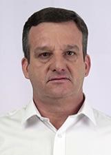 Fotografia oficial de LESSA