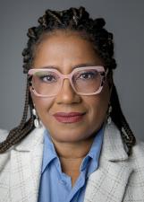 Fotografia oficial de REGINETE BISPO