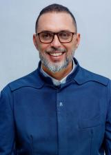 Fotografia oficial de DR. CAIO MACHADO