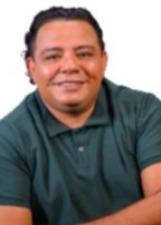 Fotografia oficial de W DINO TIRO PORRADA E BOMBA