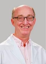 Fotografia oficial de DR. CASEIRO