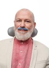 Fotografia oficial de TUCA MUNHOZ BIGODE AZUL