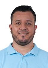 Fotografia oficial de NELINHO