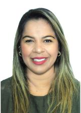 Fotografia oficial de KATHREIN MOURA COM OS PÉS