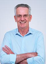 Fotografia oficial de DR. WALTER VOSGRAU